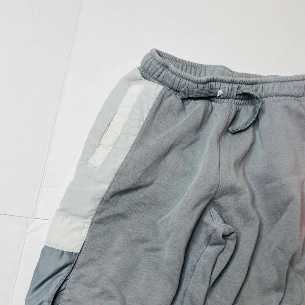 NIKE Youth Gray Fleece Cargo Sweatpant Joggers Size Large